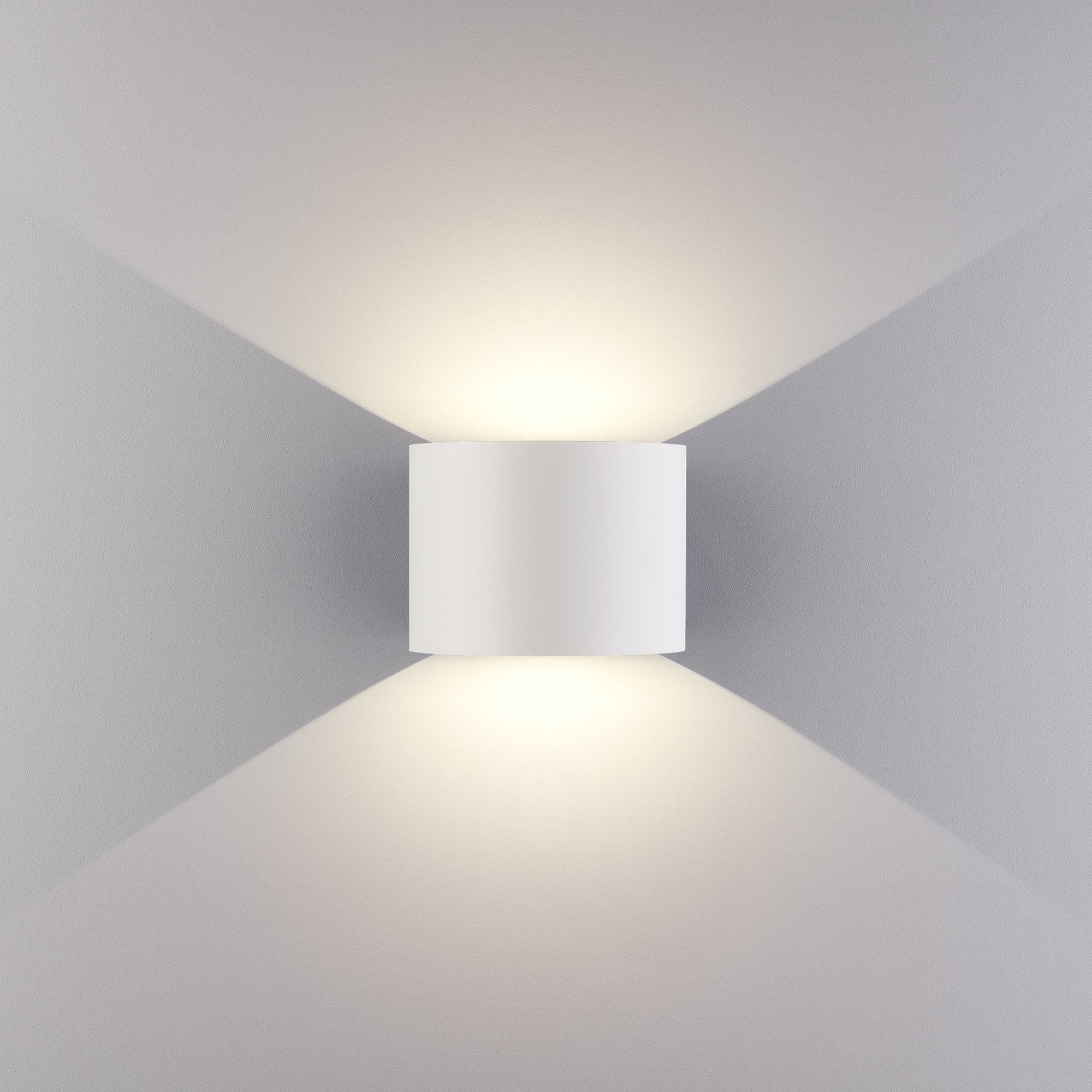 Уличный настенный светодиодный светильник Elektrostandard 1518 Techno LED Blade белый 4690389108914