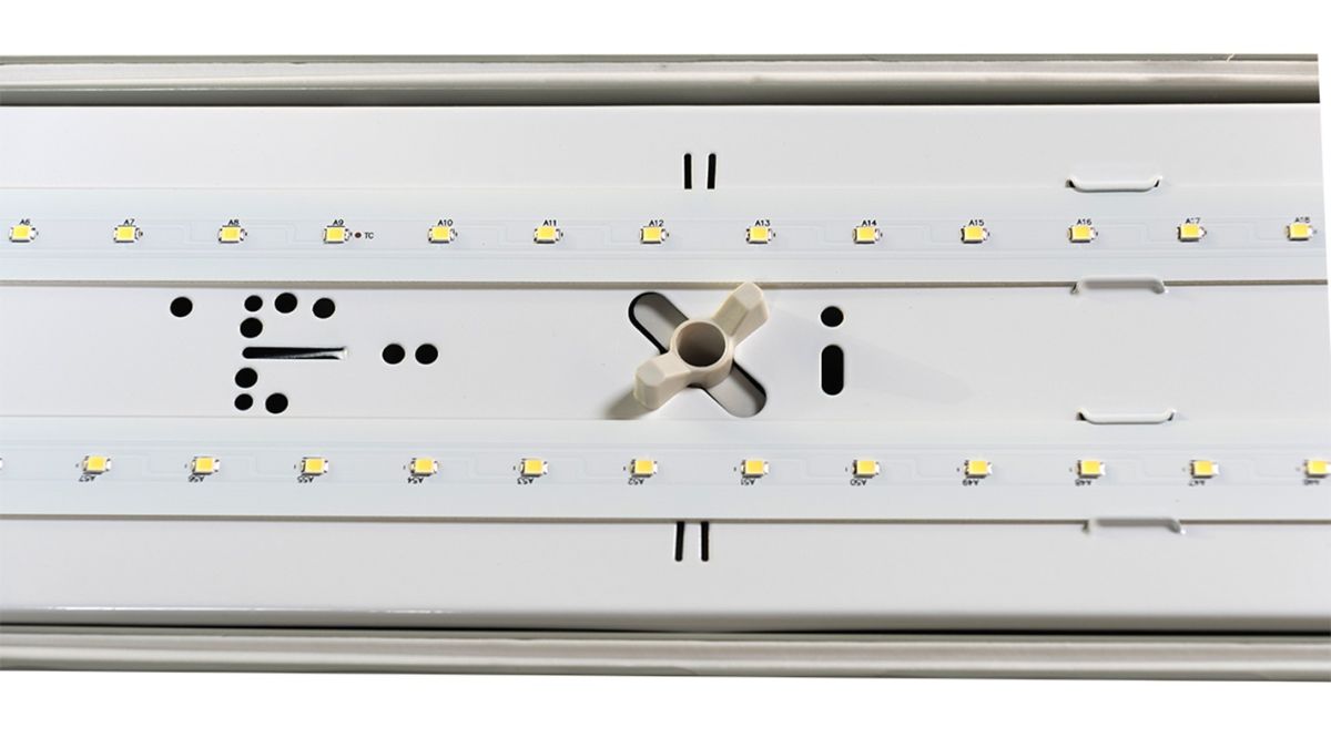 Линейный светильник OPPLE LED Waterproof-E3 L1200-46W-4000-FR-GP 531000025000