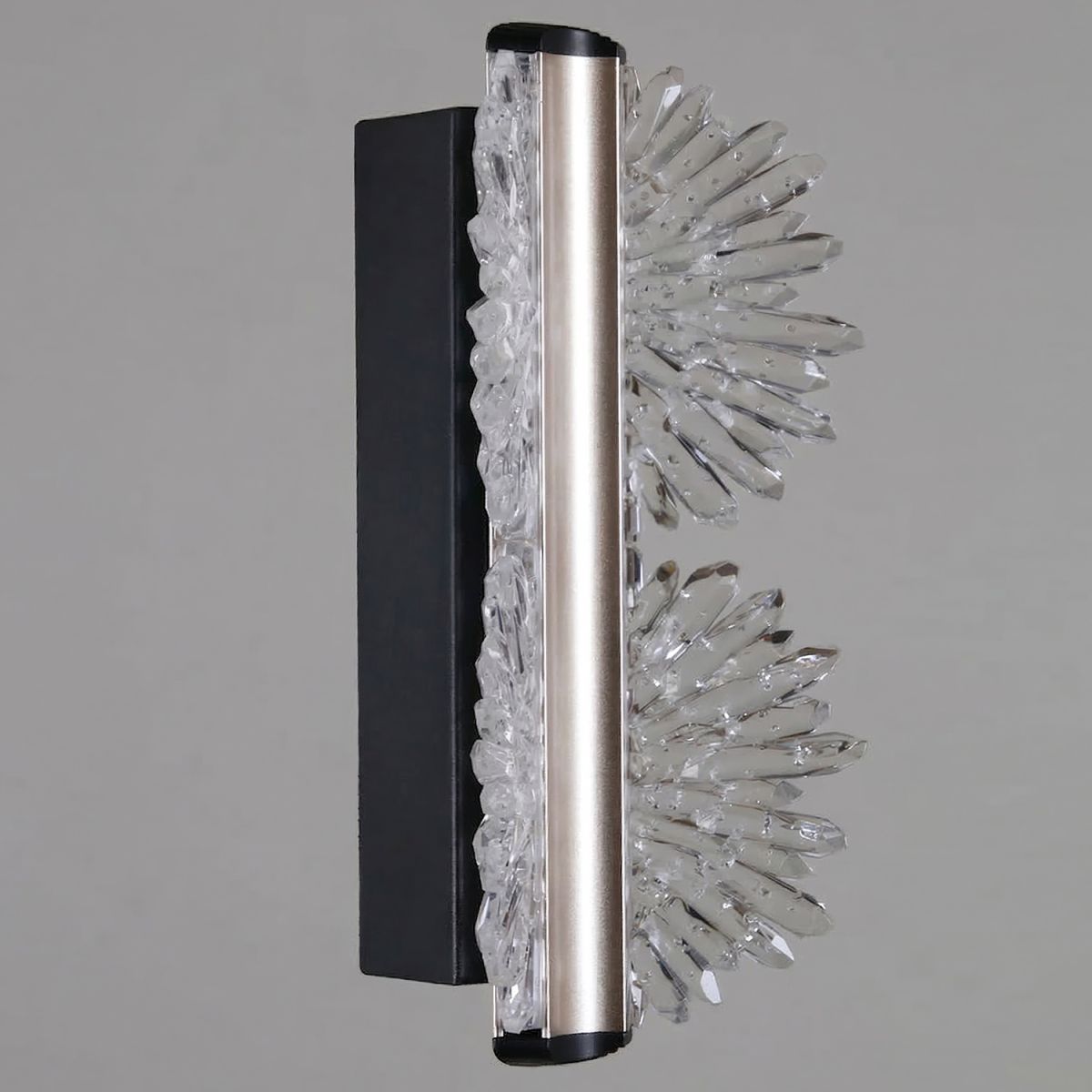 Настенный светильник Reluce 04471-0.2-16W GD