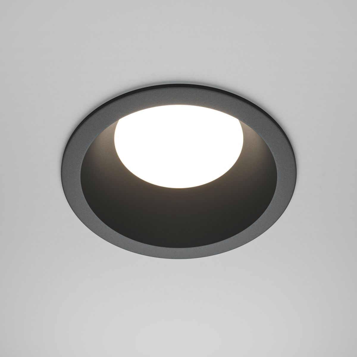 Встраиваемый светильник Maytoni Technical Share DL126-GX53-B