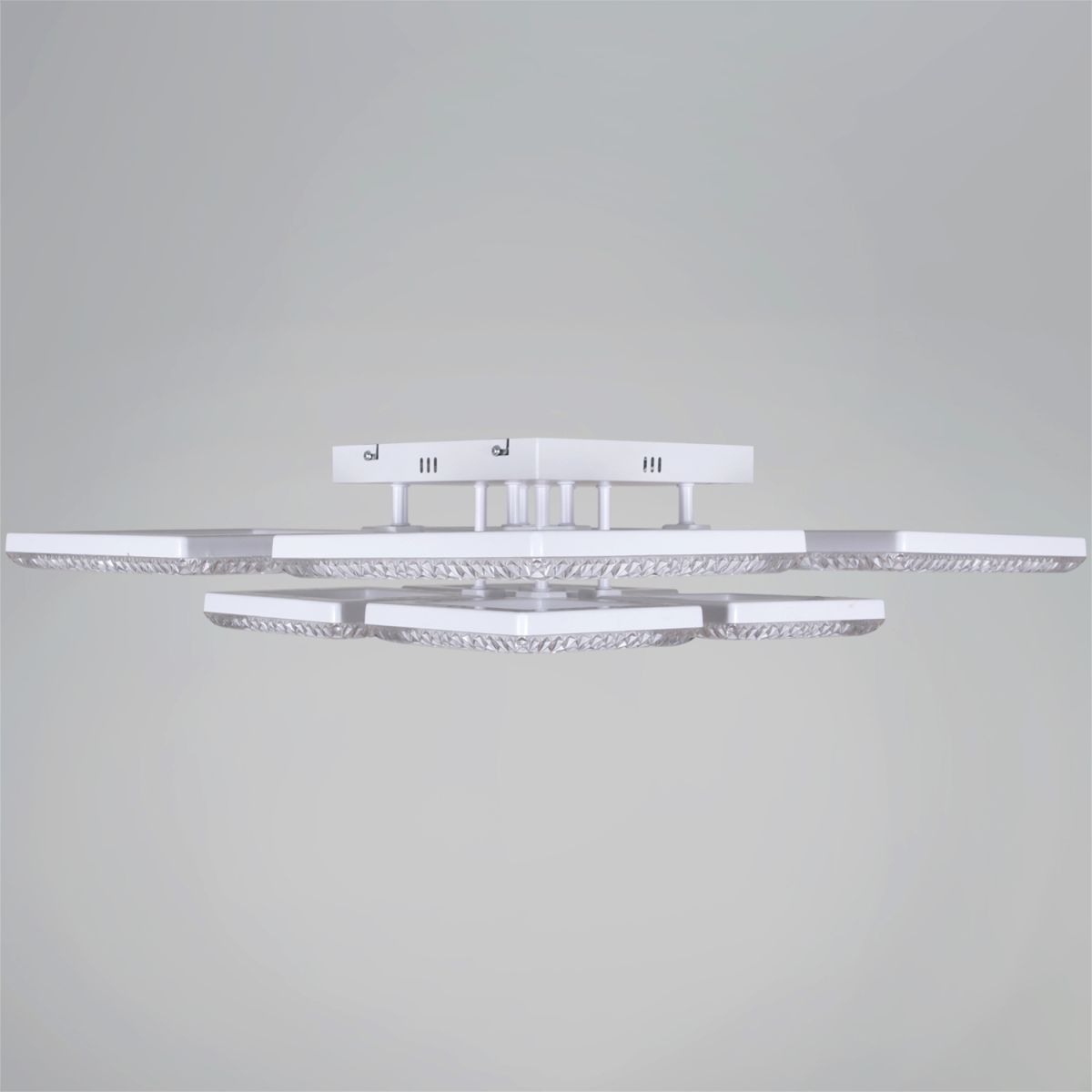 Потолочная люстра Reluce 88120-0.3-4+4C WH