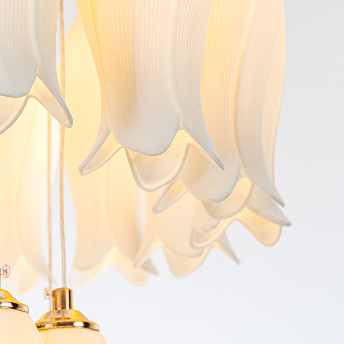 Подвесная люстра Modelux ML.8868.30 WH