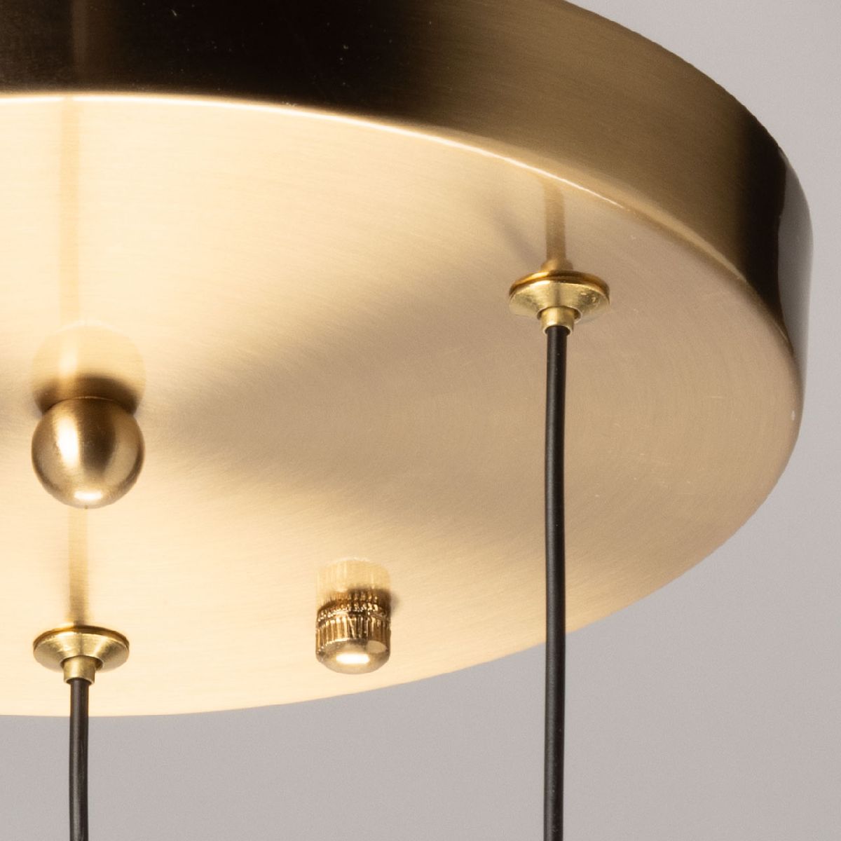 Подвесной светильник De Markt Олимпия 106011703