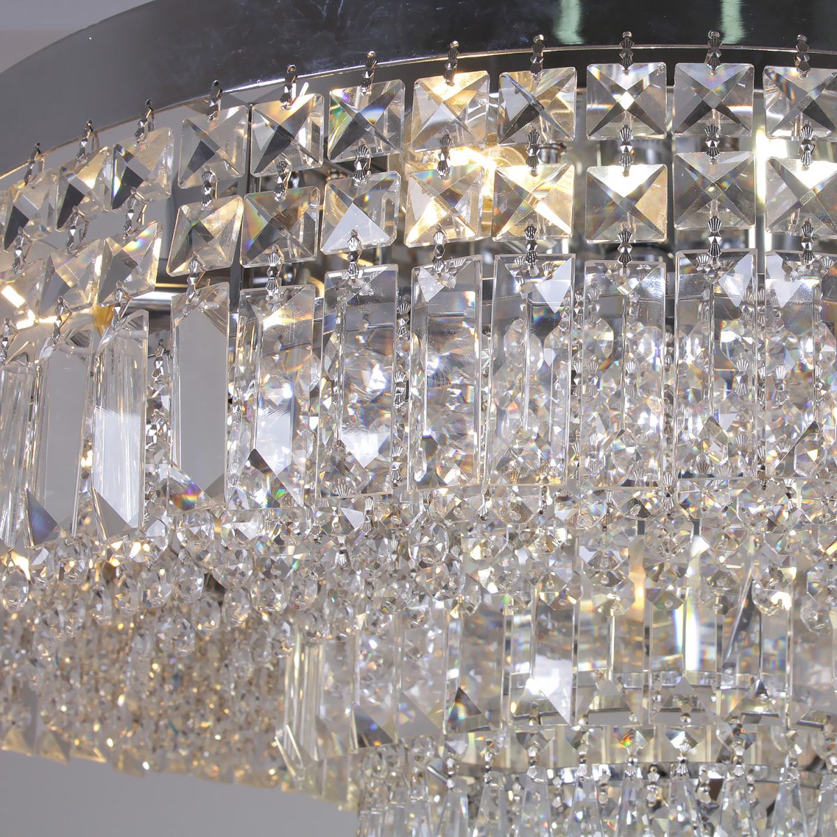 Потолочная люстра Reluce 09370-0.3-800