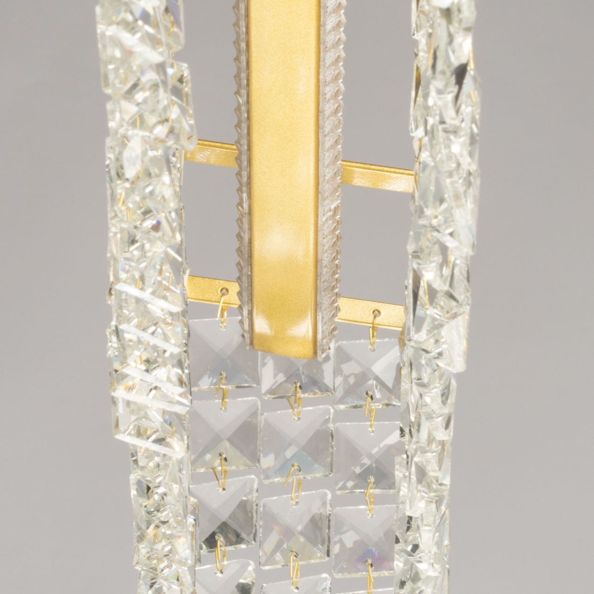 Подвесная люстра De Markt Бриз 230011301