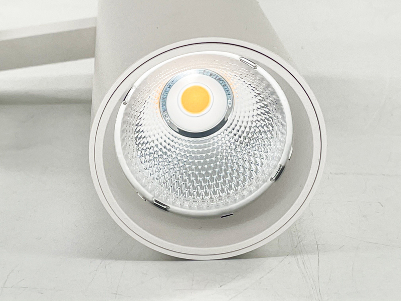 Трековый светильник SWG TL3P-WH-20-WW 008848