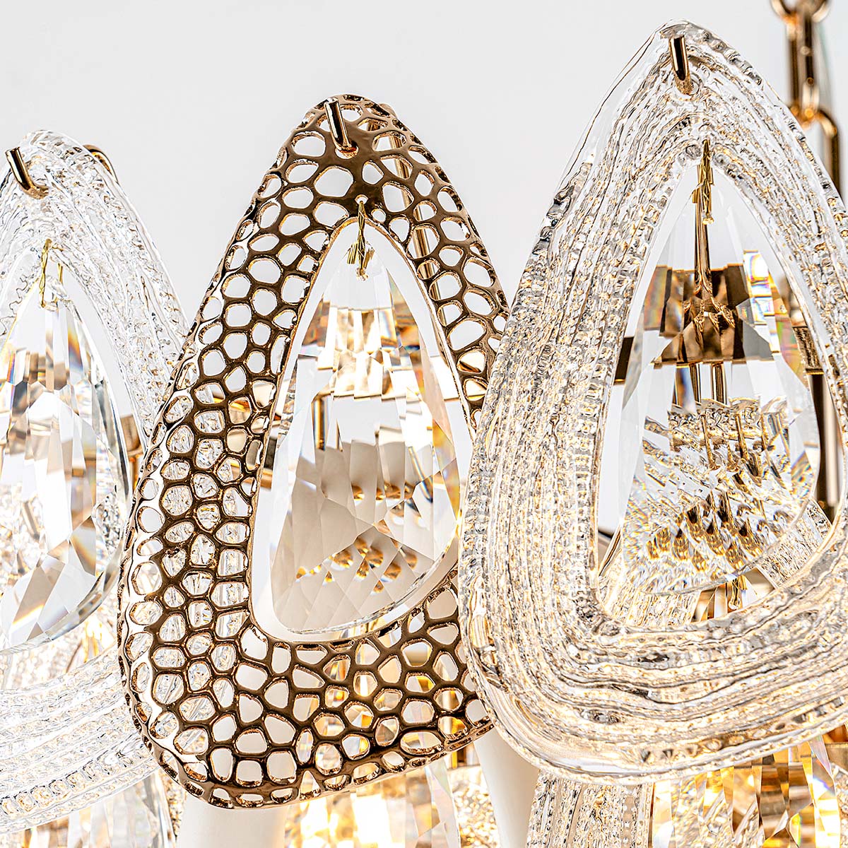 Подвесная люстра Modelux ML.6775.800 GD